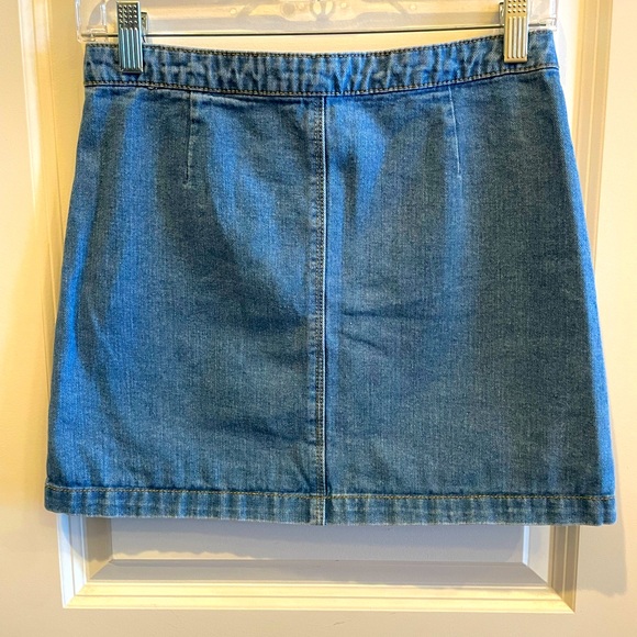 BrandyMelville Button Front Denim Mini Skirt Sz S - Picture 2 of 4